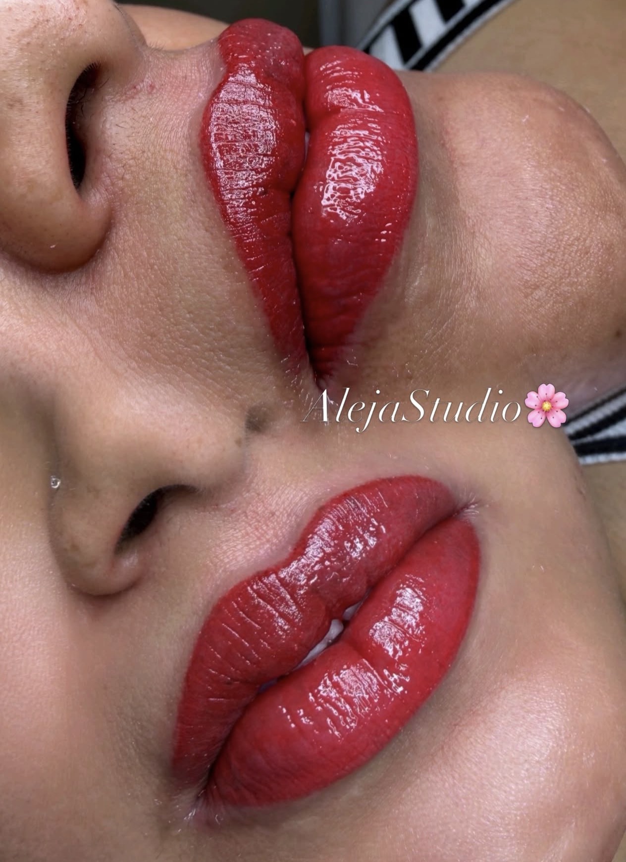 Full Color — Aleja Studio